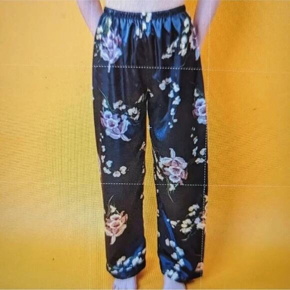 Elegant Black Floral Satin Pants - Picture 1 of 6